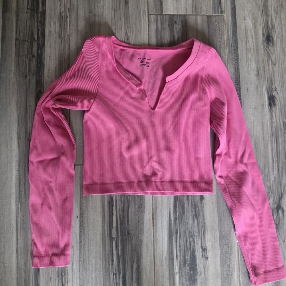 Urban Outfitters Pink Ribbed Crop Top